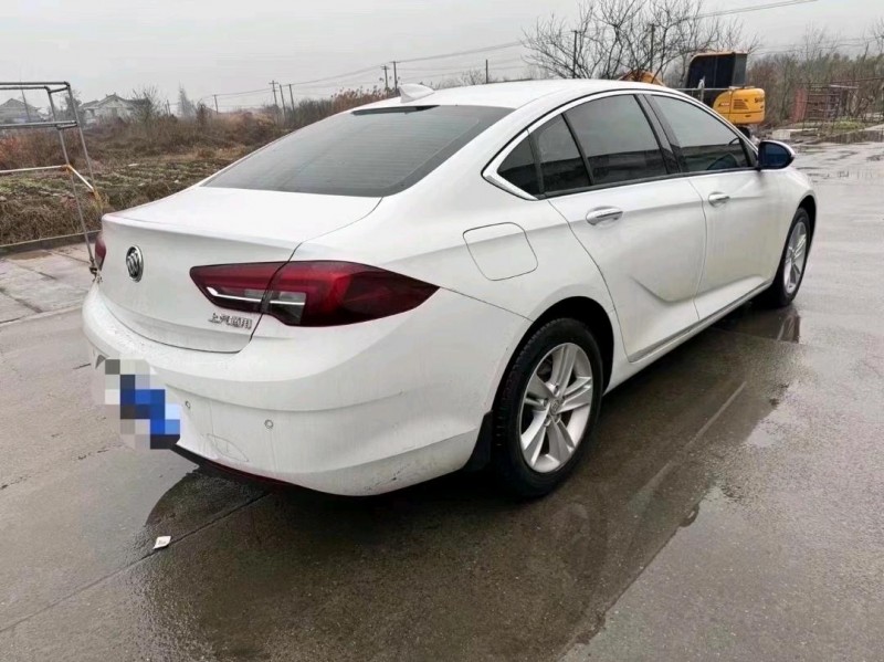 徐州19年别克君威7