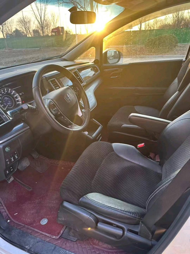 徐州18年本田艾力绅6