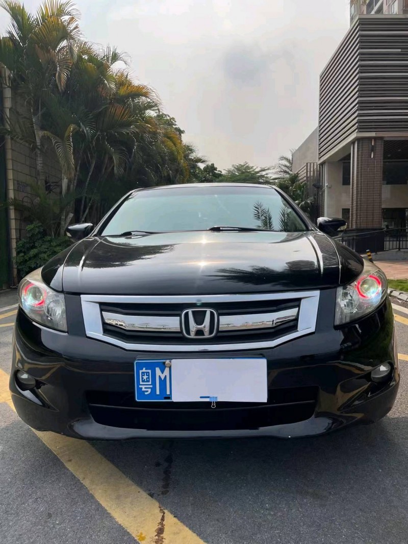 佛山10年本田雅阁1