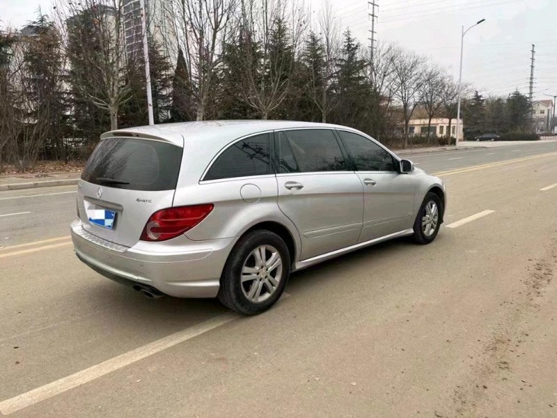 东营10年奔驰R6