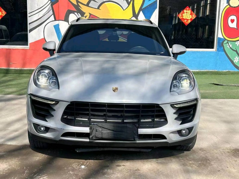 东营18年保时捷Macan1