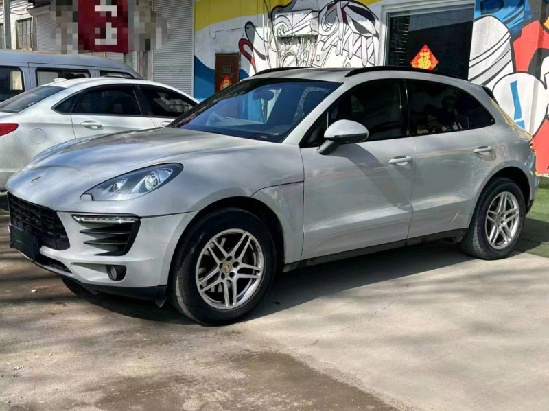 东营18年保时捷Macan2