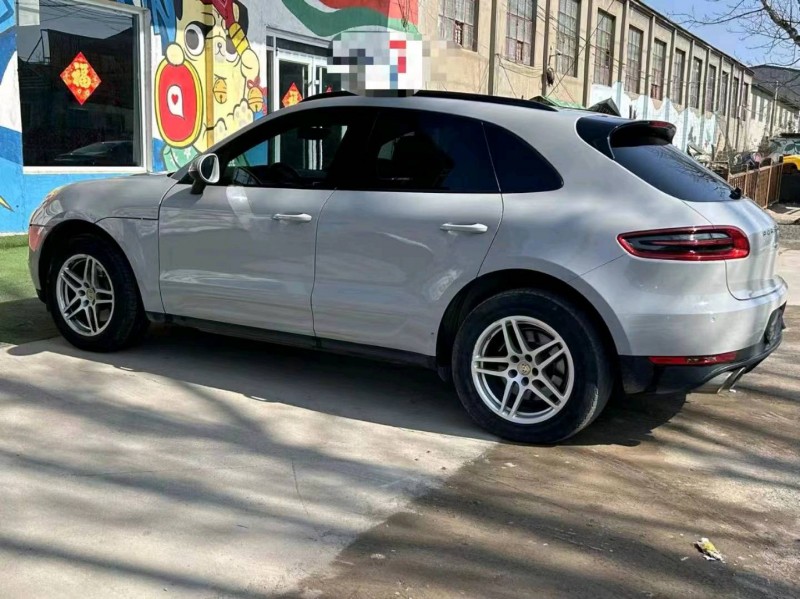 东营18年保时捷Macan4