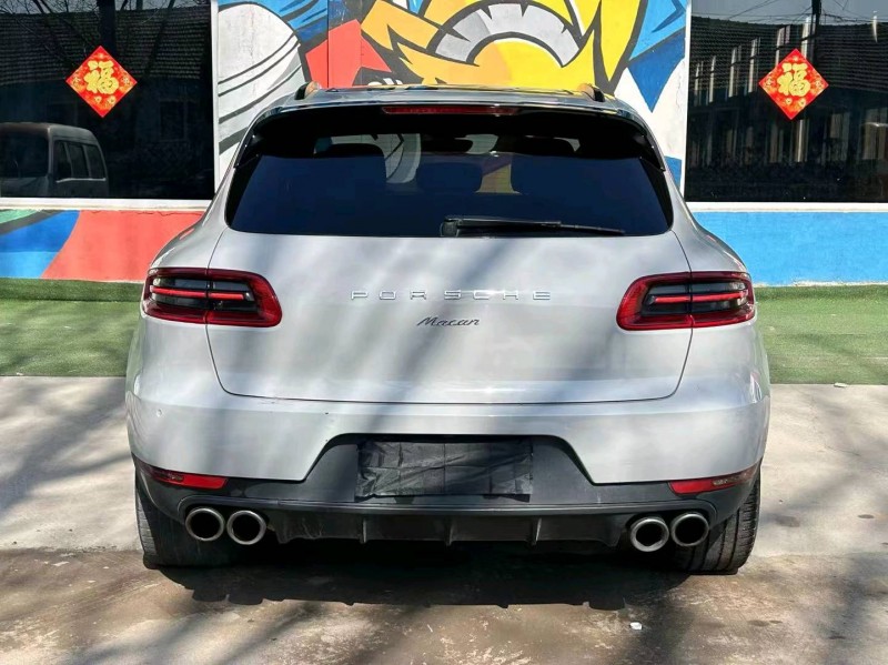 东营18年保时捷Macan5