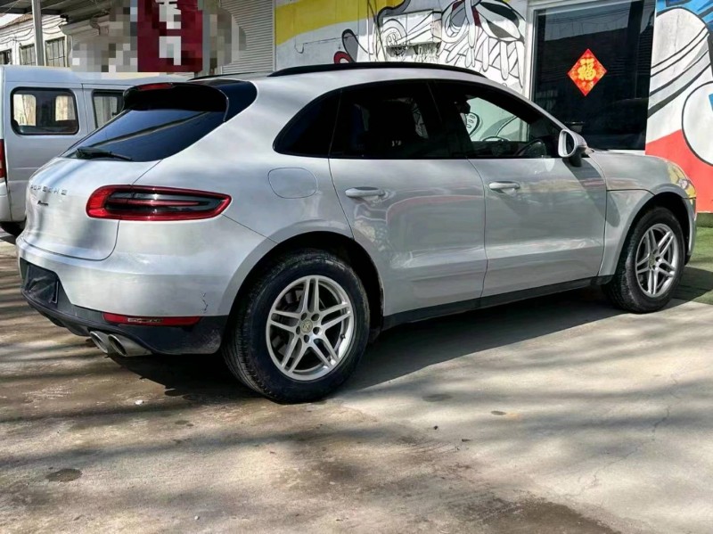 东营18年保时捷Macan7
