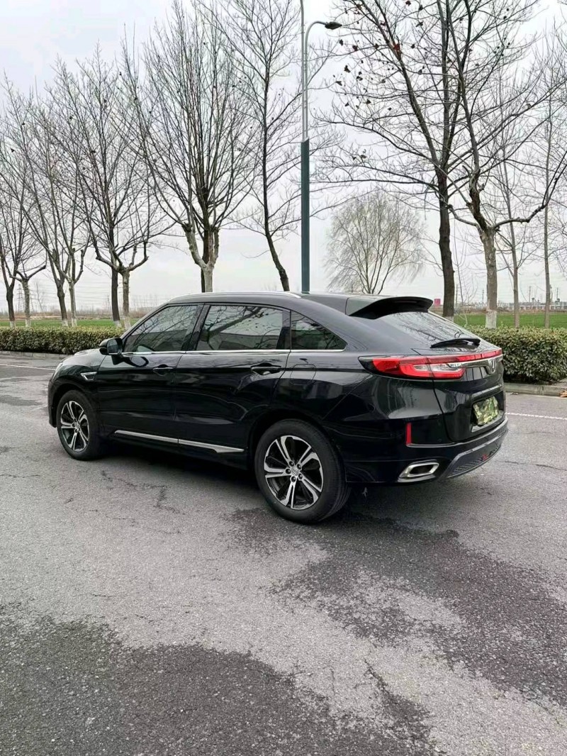 苏州19年本田URV7