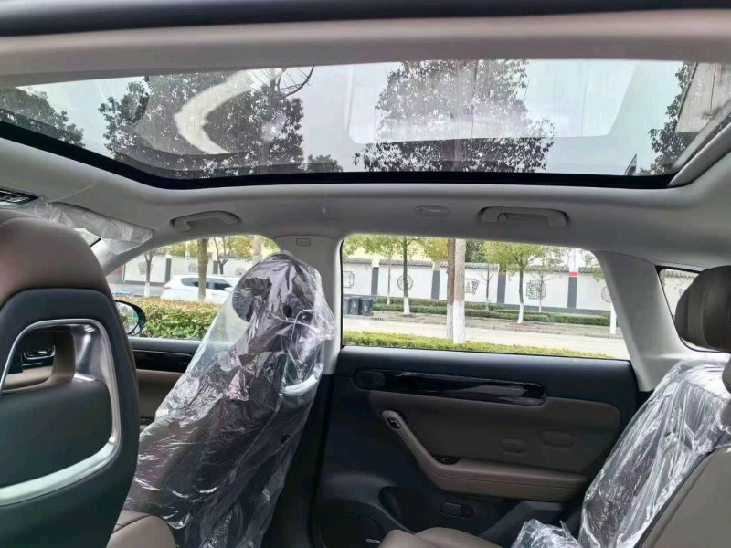 宜昌24年零跑汽車C116