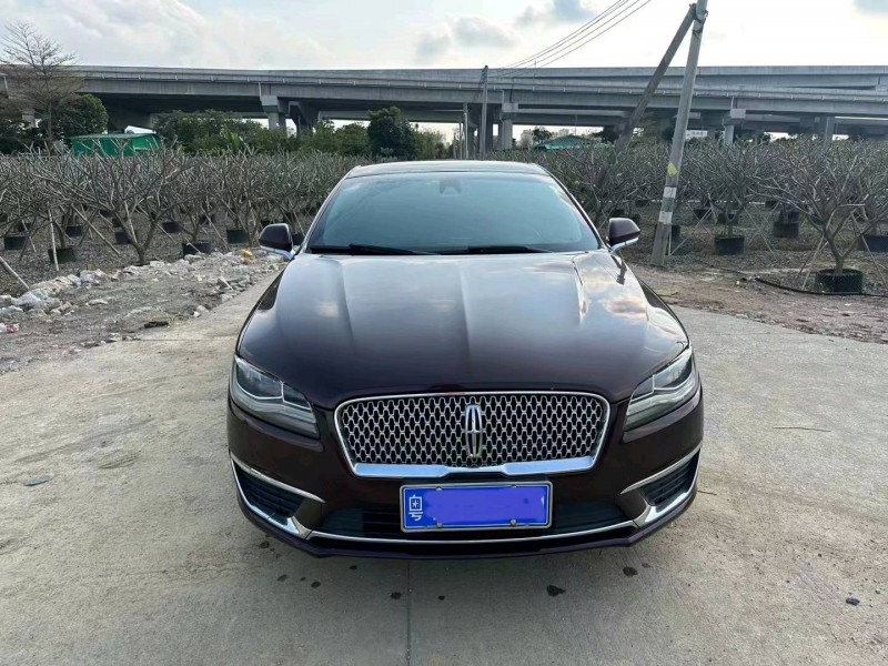 汕頭17年林肯MKZ1
