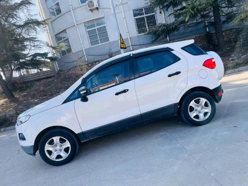 东营17年福特翼搏3