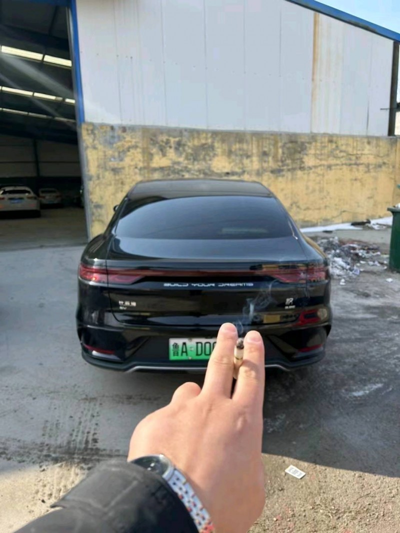 东营22年比亚迪汉9