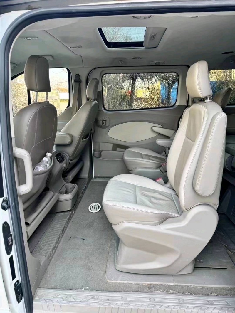 枣庄16年福特福睿斯4