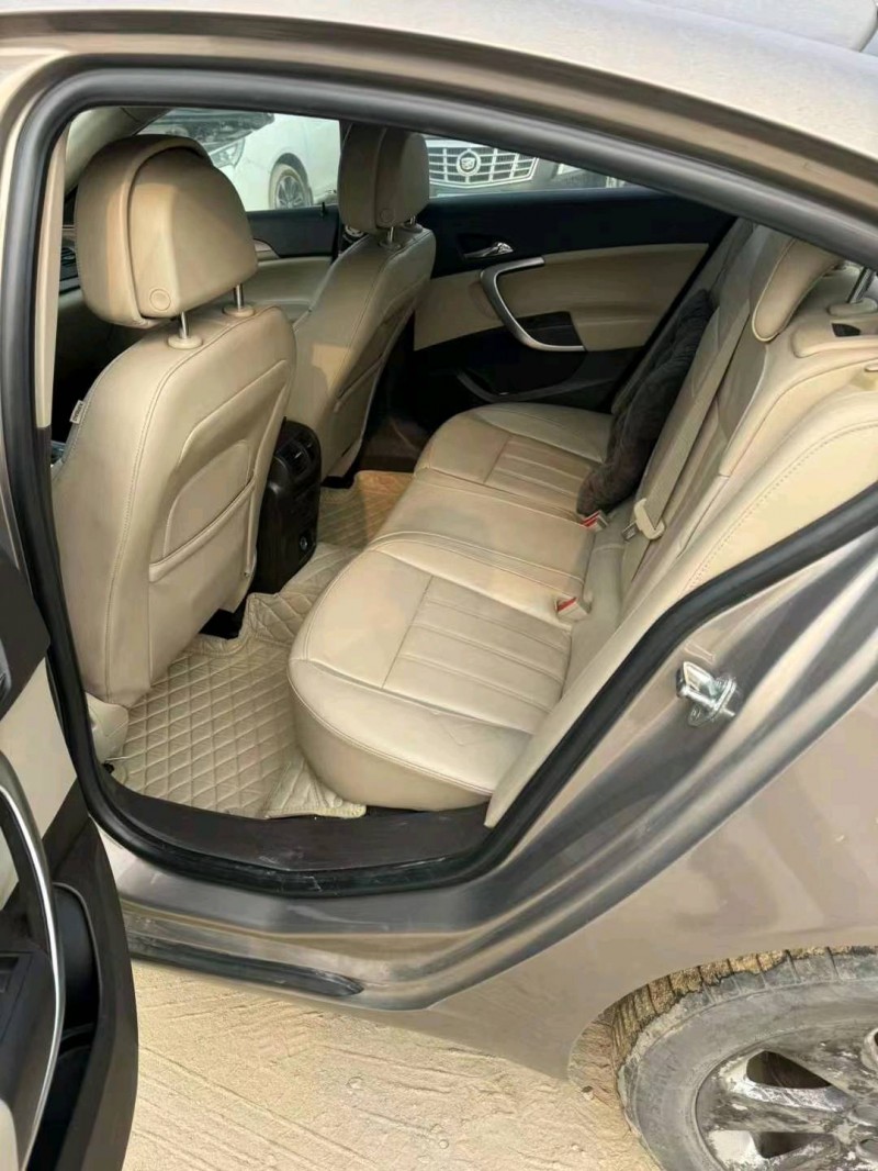 东营13年别克君威3