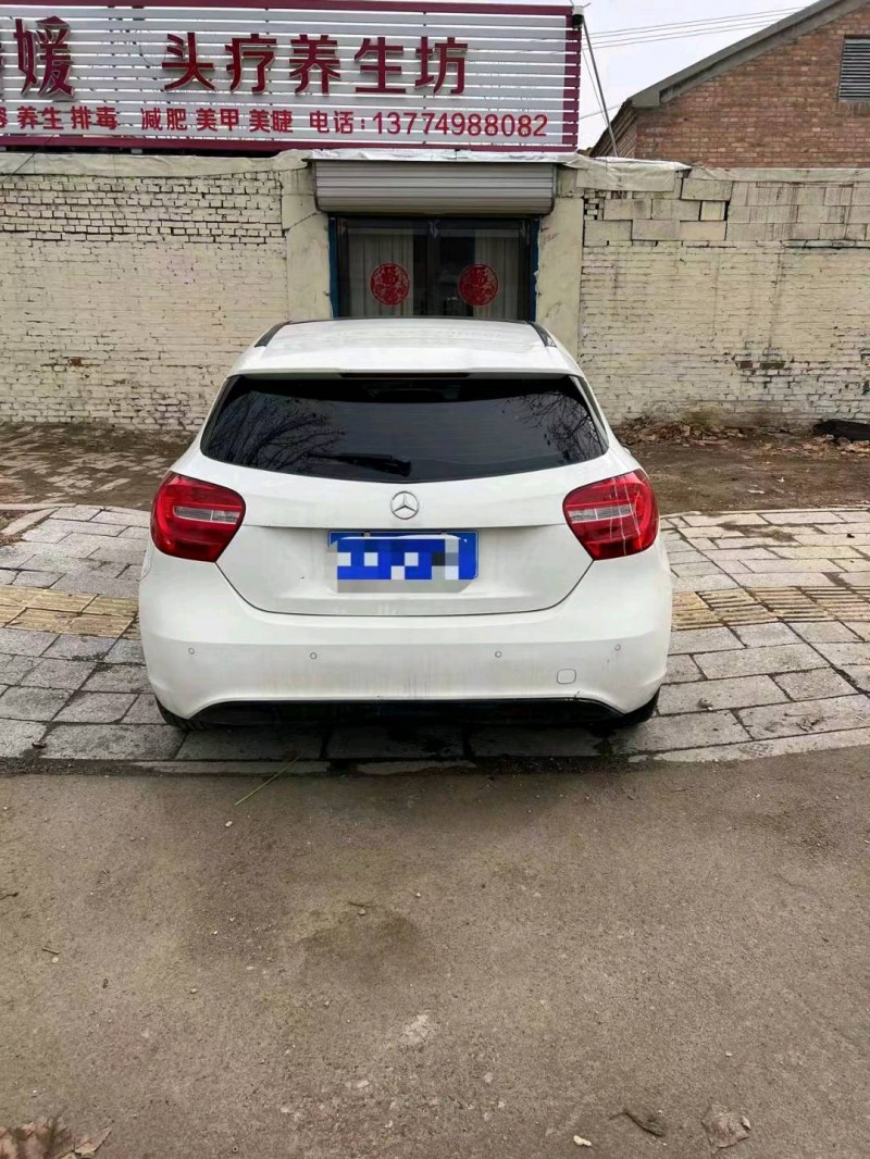 东营13年奔驰A2