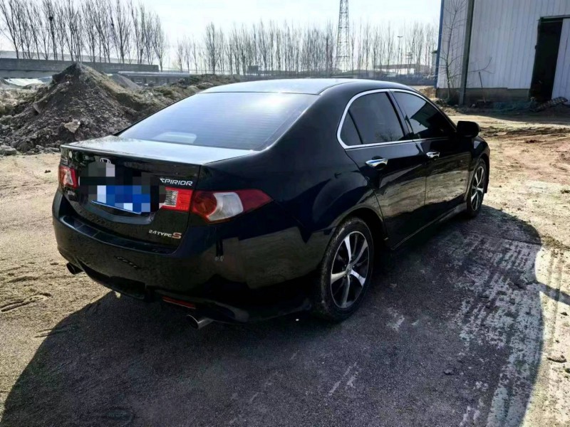 东营11年本田思铂睿6