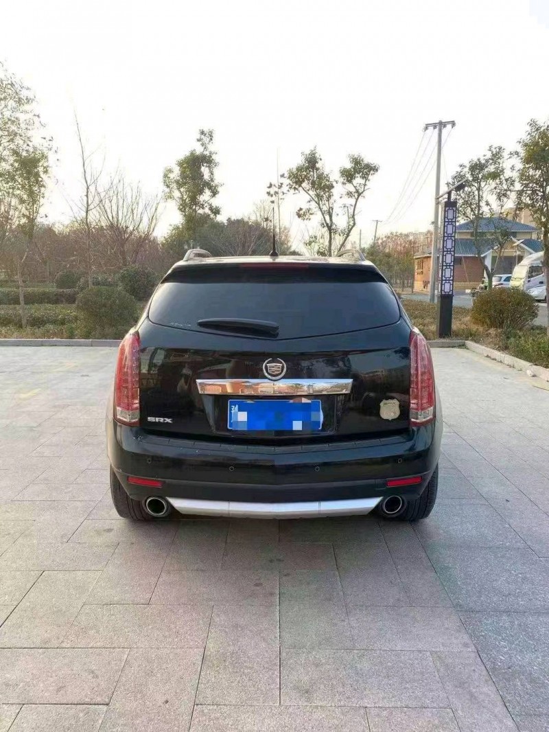 枣庄13年凯迪拉克SRX9