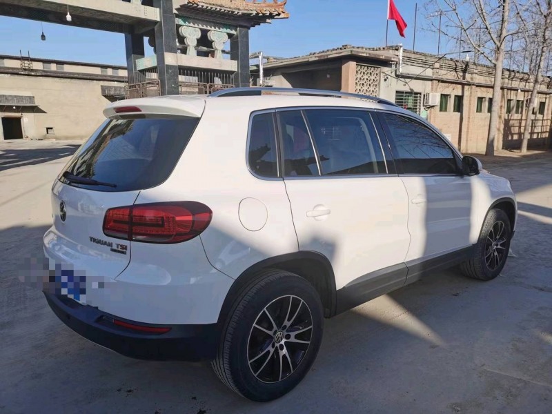 保定13年大众途观4