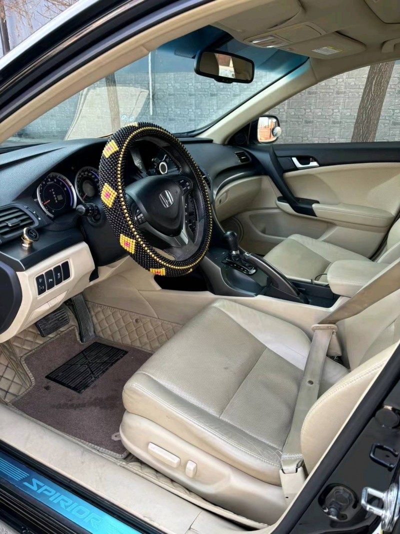 保定14年本田思铂睿5