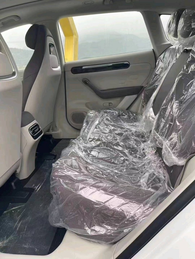 嘉興24年零跑汽車C119