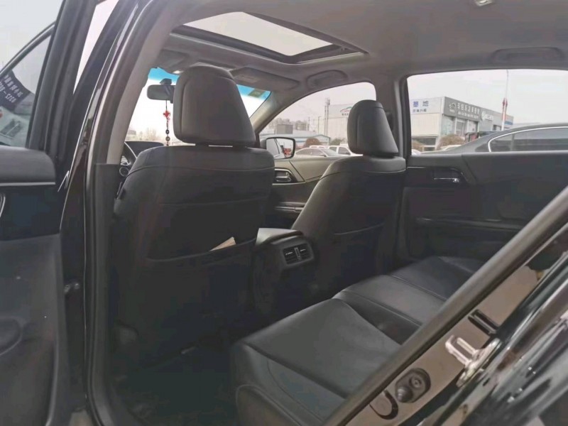 保定17年本田雅阁6