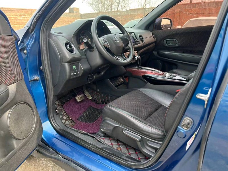 保定15年本田XRV4