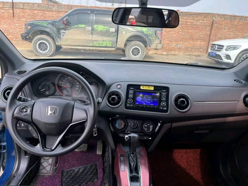 保定15年本田XRV6