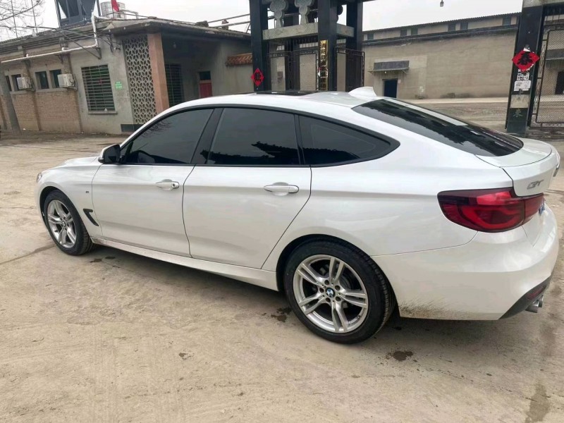 保定21年宝马3系GT3