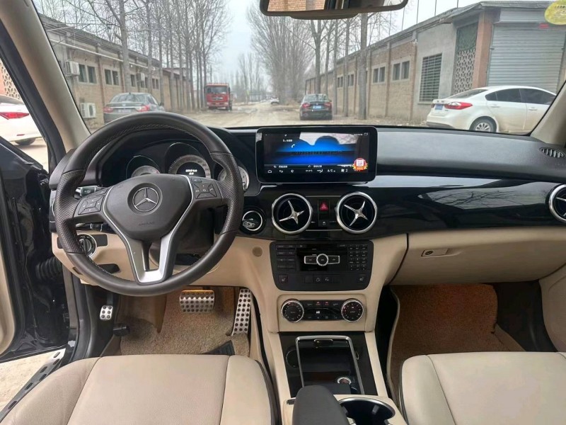 保定15年奔驰GLK9