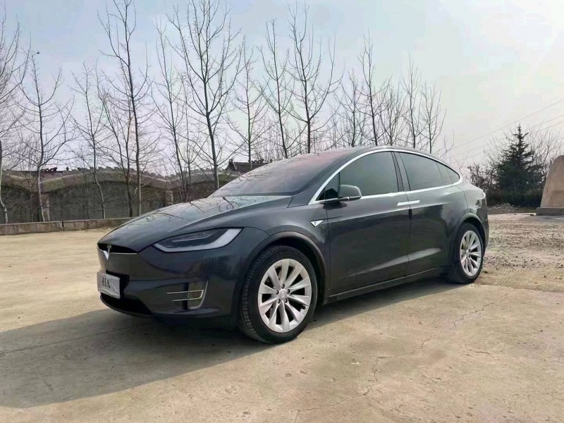 煙臺17年特斯拉MODEL X2