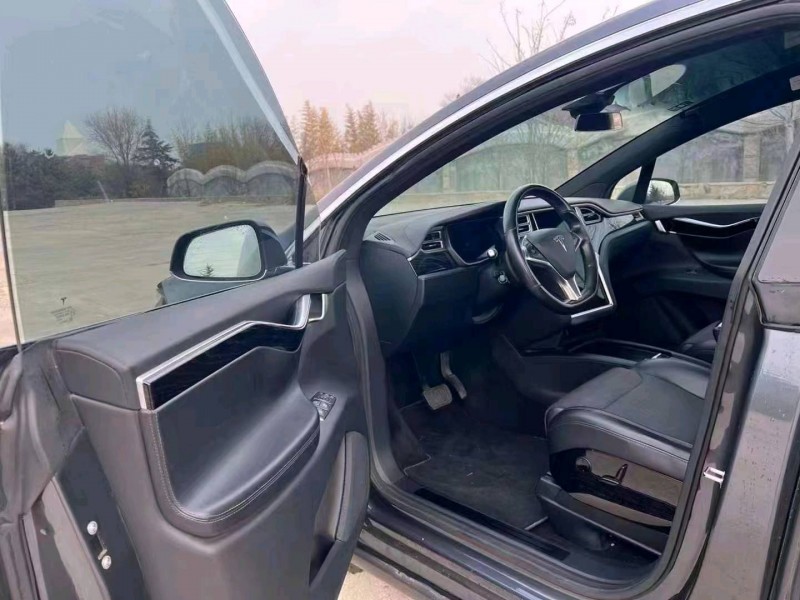 煙臺17年特斯拉MODEL X7