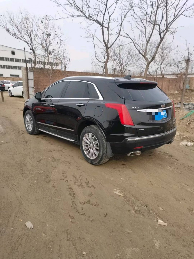 保定16年凯迪拉克XT54
