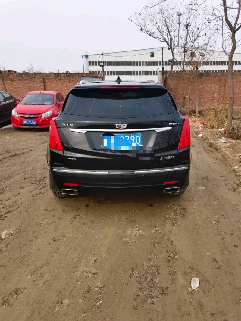 保定16年凯迪拉克XT59