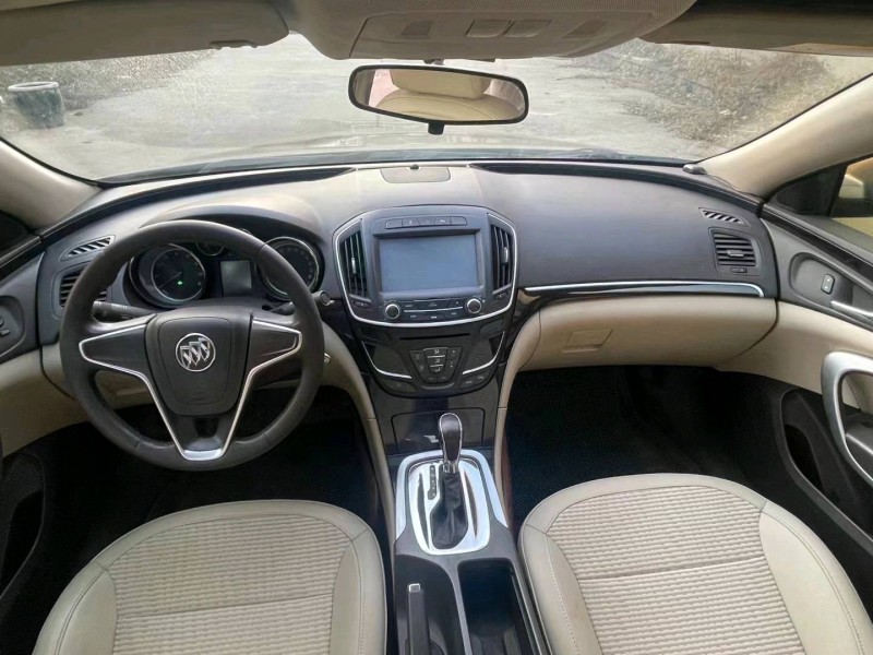 济南15年别克君威7