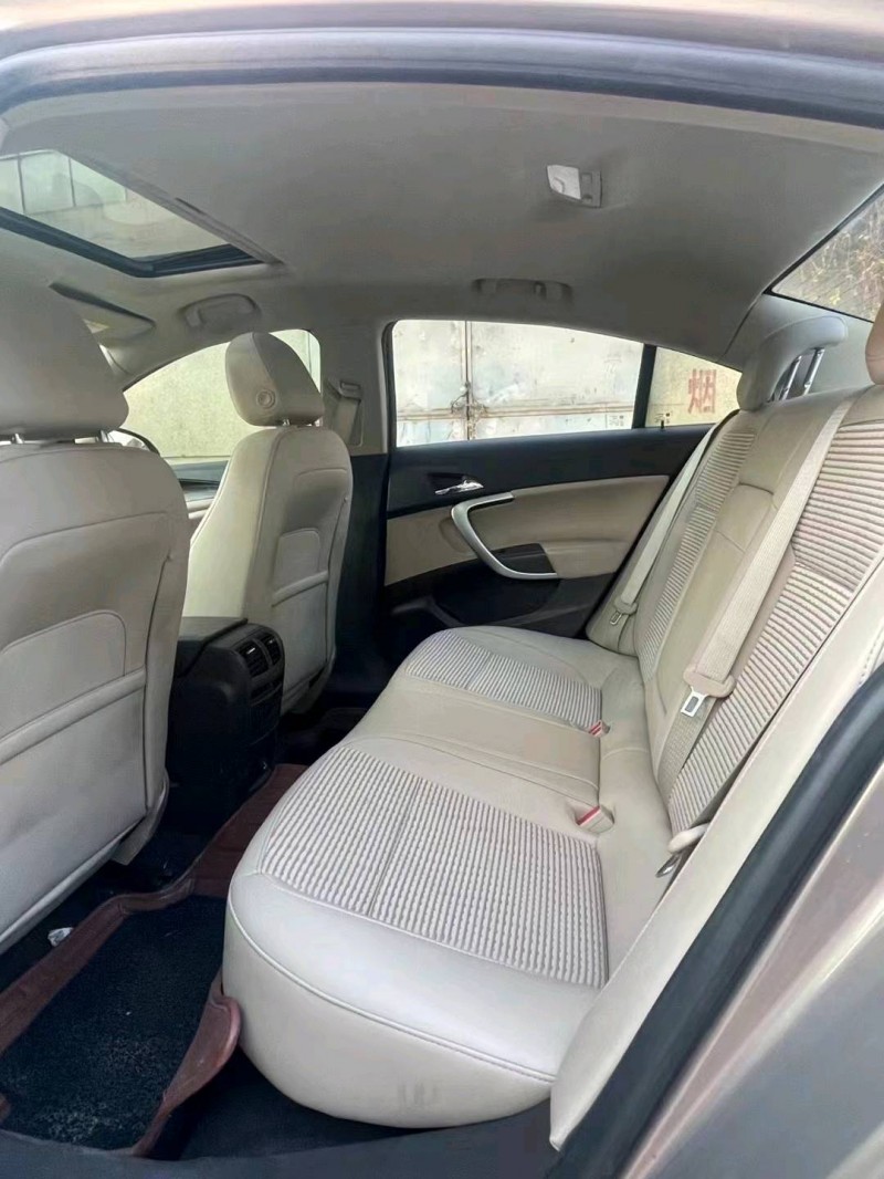 济南15年别克君威8