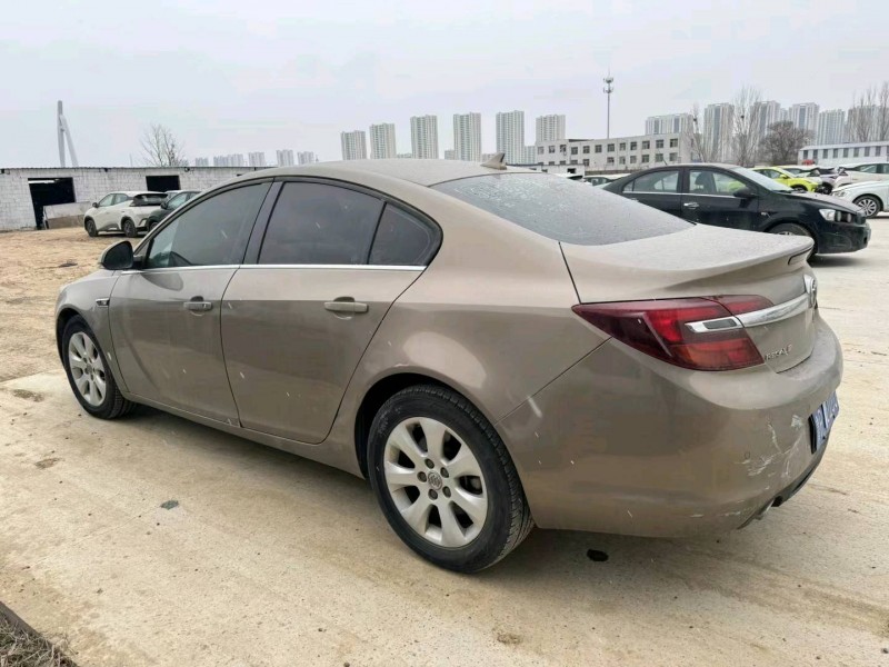 济南15年别克君威4