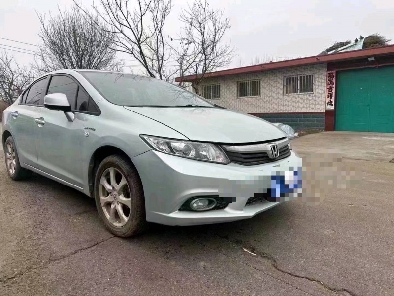 青岛11年本田思域2