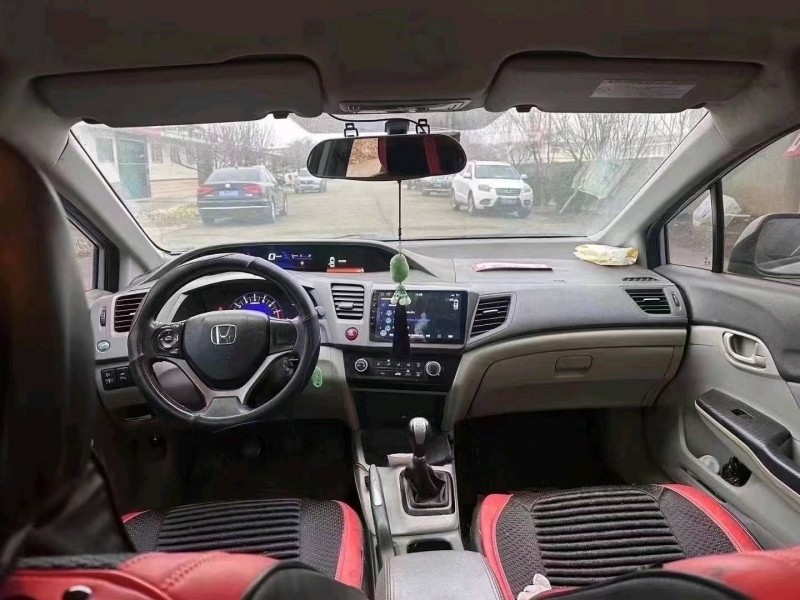 青岛11年本田思域4