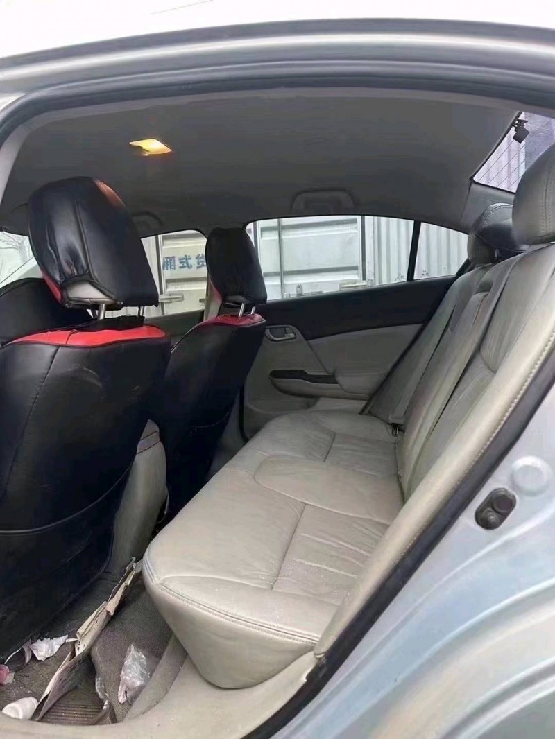 青岛11年本田思域6