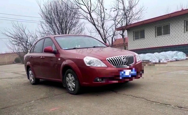 青岛14年别克凯越3