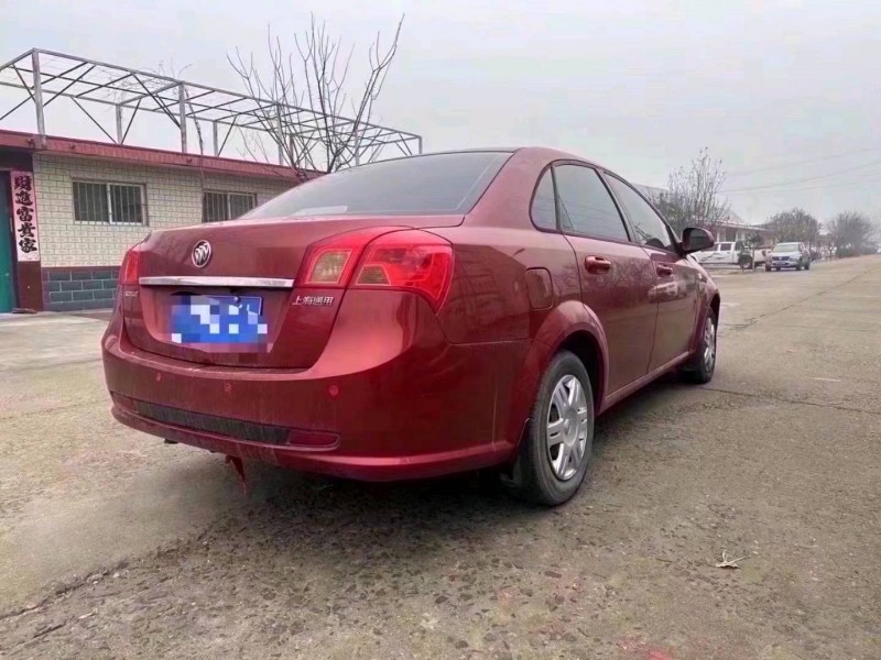 青岛14年别克凯越8