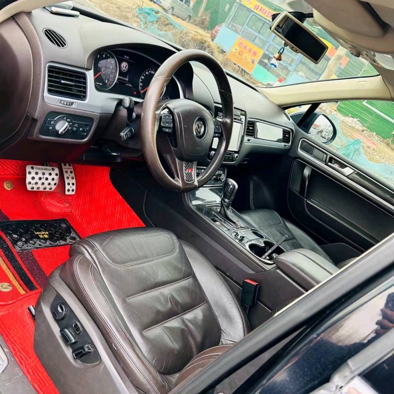 济南13年大众途锐4