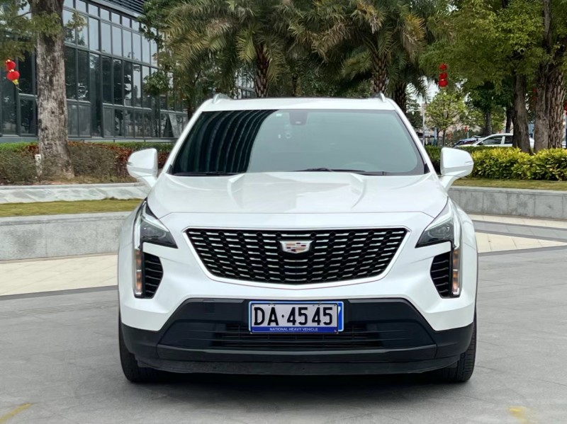 东莞20年凯迪拉克XT41