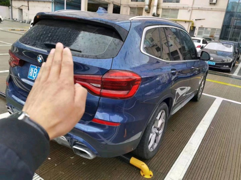 湖州19年寶馬X33