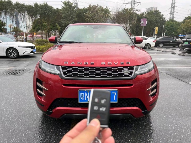 广州21年路虎极光1