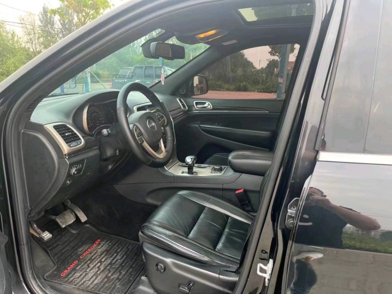 沧州14年Jeep大切诺基7