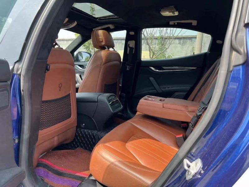 青岛17年玛莎拉蒂Ghibli6