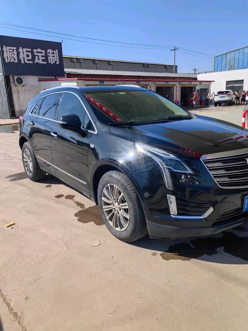 保定16年凯迪拉克XT52