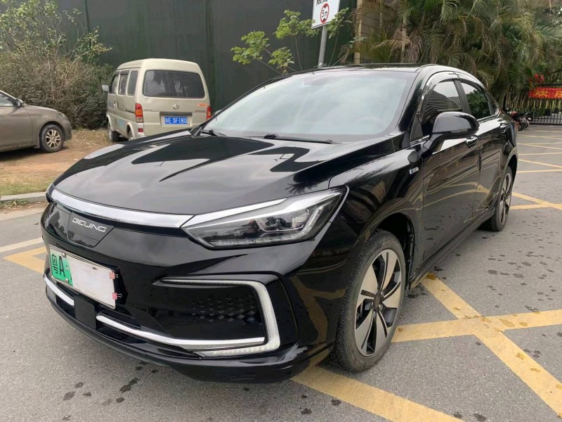 佛山21年北汽新能源EU系列2