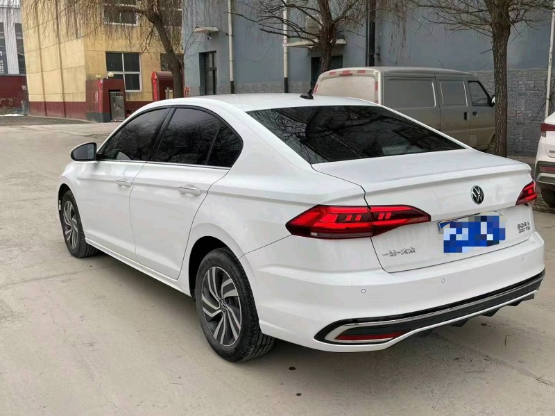 保定23年大众宝来8