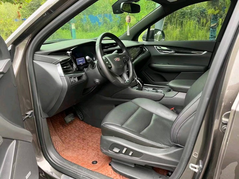 徐州20年凯迪拉克XT66