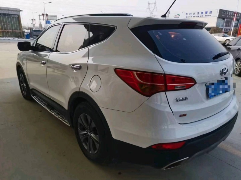 保定13年现代新胜达5